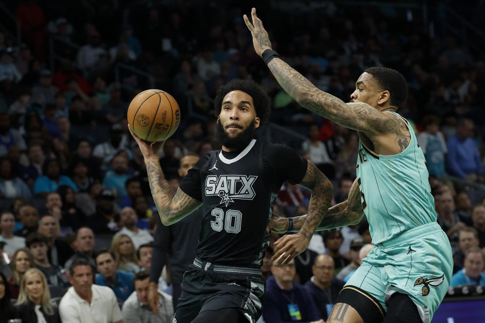 并不占据上 并不占据上