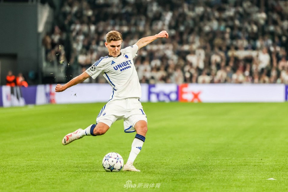 队的比赛中 队的比赛中